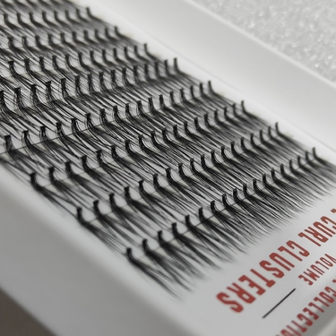 ULTRA LUXE - L CURL Cluster Lashes - LONG - 240pk