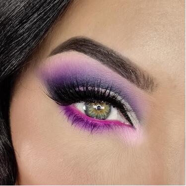 COURTNEY HOLLINS - Collaboration Lashes - *WOW GLAM*