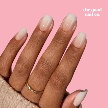 THE GOOD NAIL CO - Press-On Gel Nail Kit - 'CREAM PUFF' - Short Square