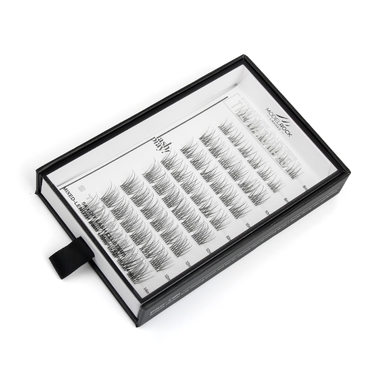 LASH PLAY - SIGNATURE CLUSTERS - The Naturals - Style // ONE - MIXED LENGTHS