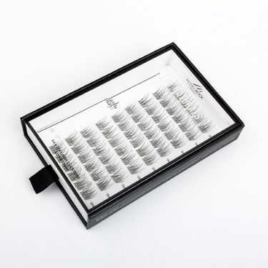 LASH PLAY - SIGNATURE CLUSTERS - The Naturals - Style // ONE - LONG 12mm
