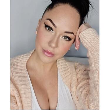 COURTNEY HOLLINS - Collaboration Lashes - *SNATCHURAL*