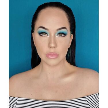COURTNEY HOLLINS - Collaboration Lashes - *FLUTTERTITS*