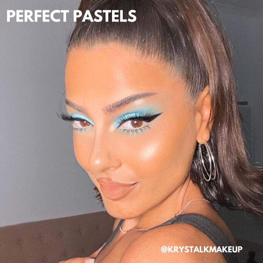 Girl's face with blue eyeshadow - Modelrock makeup