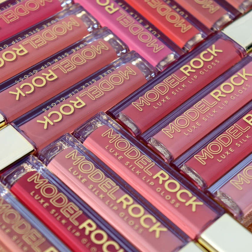 Non-sticky Lip Glosses