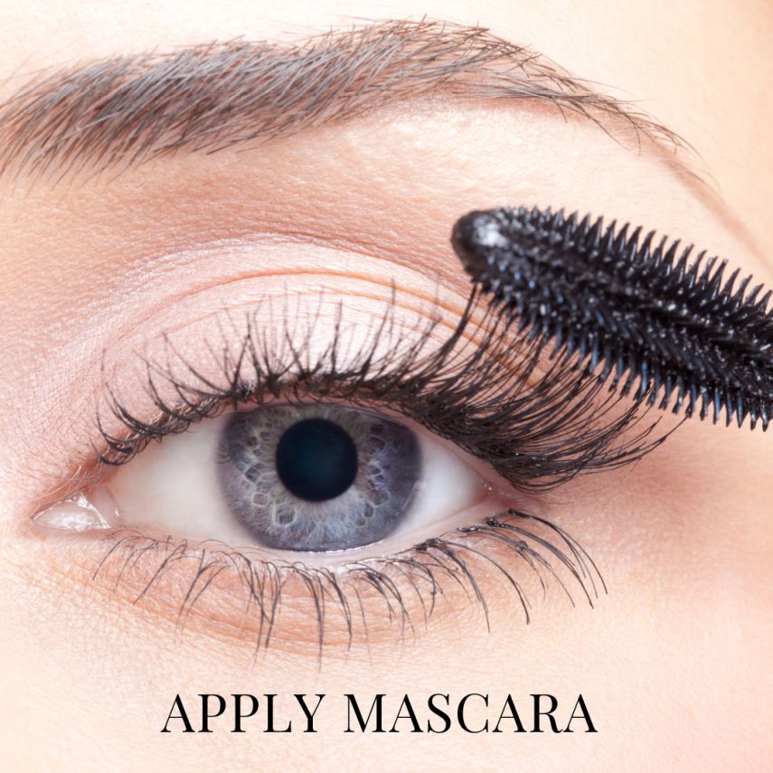 Apply Mascara