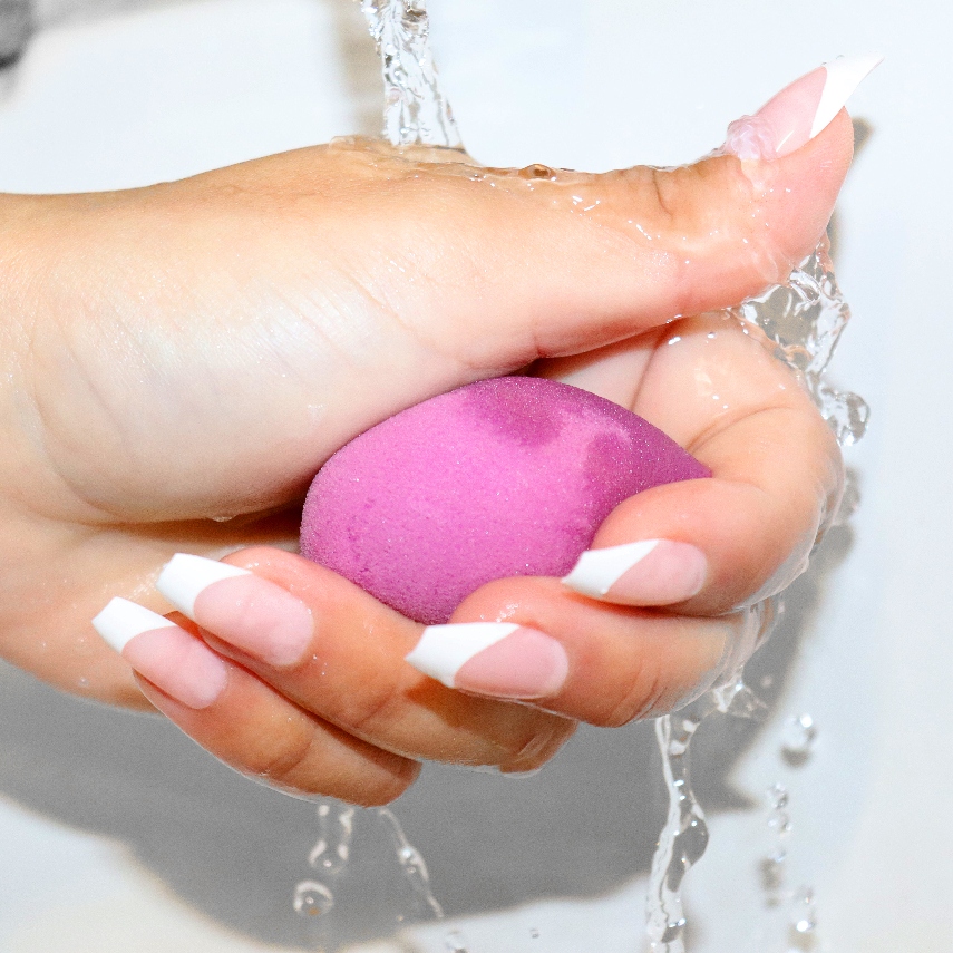 warm water beauty sponge washing