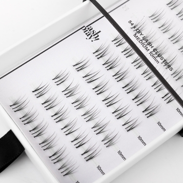 LASH PLAY - SIGNATURE CLUSTERS - NAKED 'LIFT UP' CLUSTERS - Style // ONE - MEDIUM 10mm