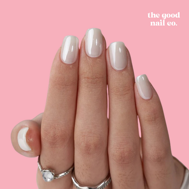 THE GOOD NAIL CO - Press-On Gel Nail Kit - WHITE GLAZE - Short Square