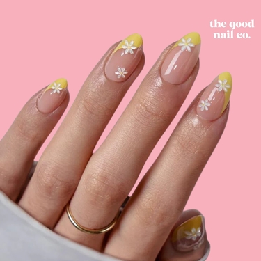 THE GOOD NAIL CO - Press-On Gel Nail Kit - DAISY FLOWER - Short Almond